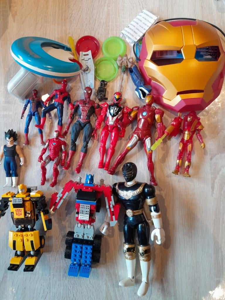 Lot figurines Iron Man Spiderman Transformers Power Ranger, Enlèvement, Utilisé