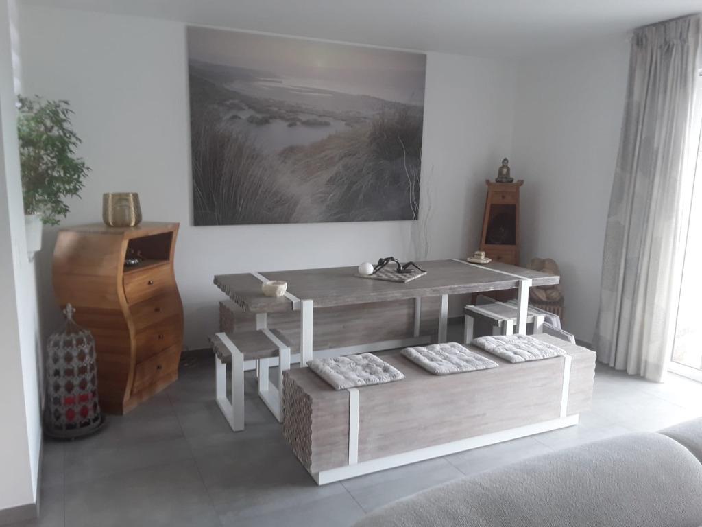 Salle à manger 5 éléments en bois massif (Assises bancs), Maison & Meubles, Enlèvement, Comme neuf, Bois design, 4 à 6 chaises
