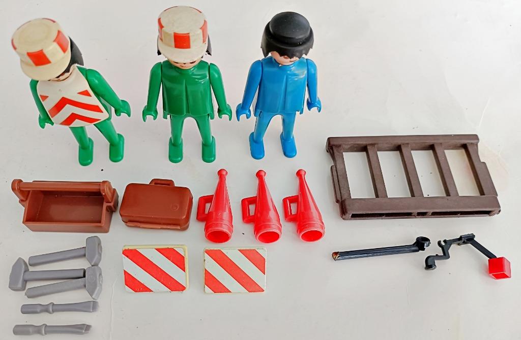 Playmobil: Ouvriers communaux et accessoires "vintage", Enlèvement ou Envoi
