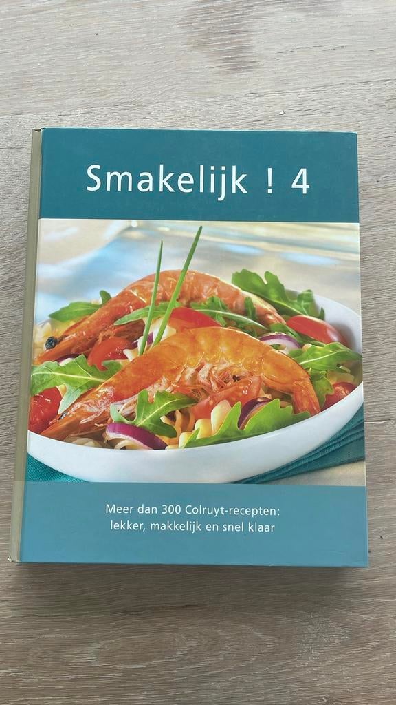 Smakelijk 4 Colruyt kookboek, Boeken, Gezond koken, Ophalen of Verzenden, Zo goed als nieuw, Hoofdgerechten