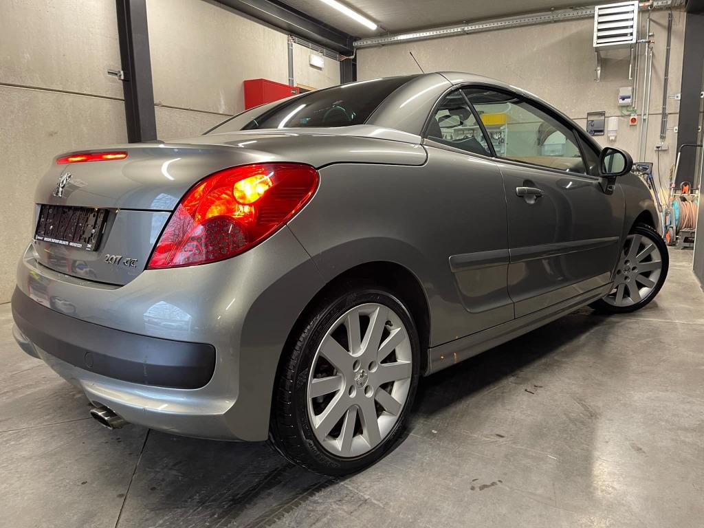 PEUGEOT 207 CC, Autos, Peugeot, Cuir, Achat, Entreprise, Boîte manuelle