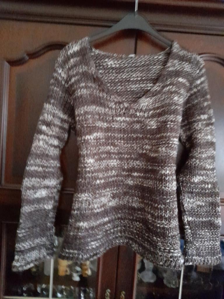 Zeer mooie bruine en beige gemêleerde trui. Licht en warm, Maat 38/40 (M), Bruin, Sans marque, Ophalen of Verzenden