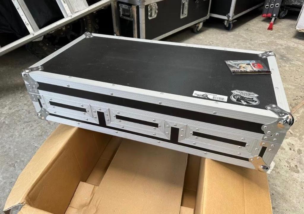 Road ready flightcase rrdjx300w, Musique & Instruments, Boîtiers & Valises, Neuf, Flight case, Enlèvement