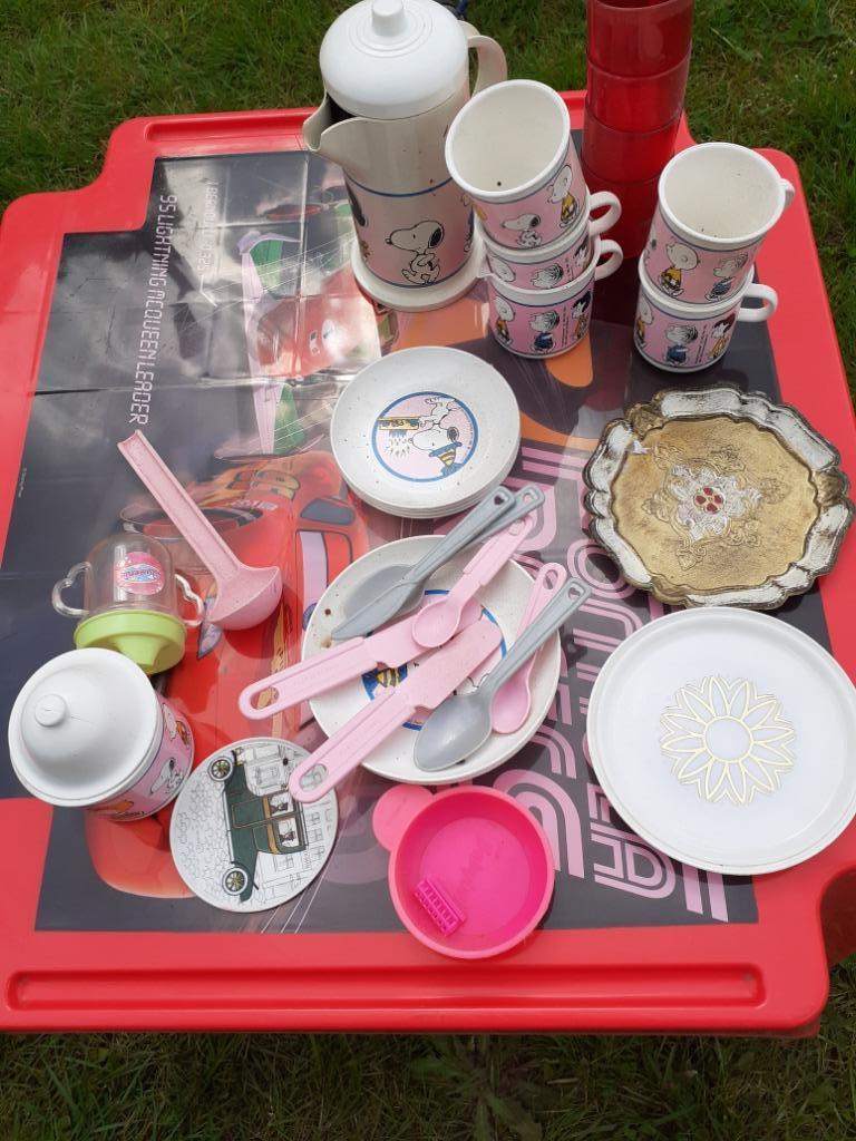 service à café en plastique, Enlèvement ou Envoi, Utilisé