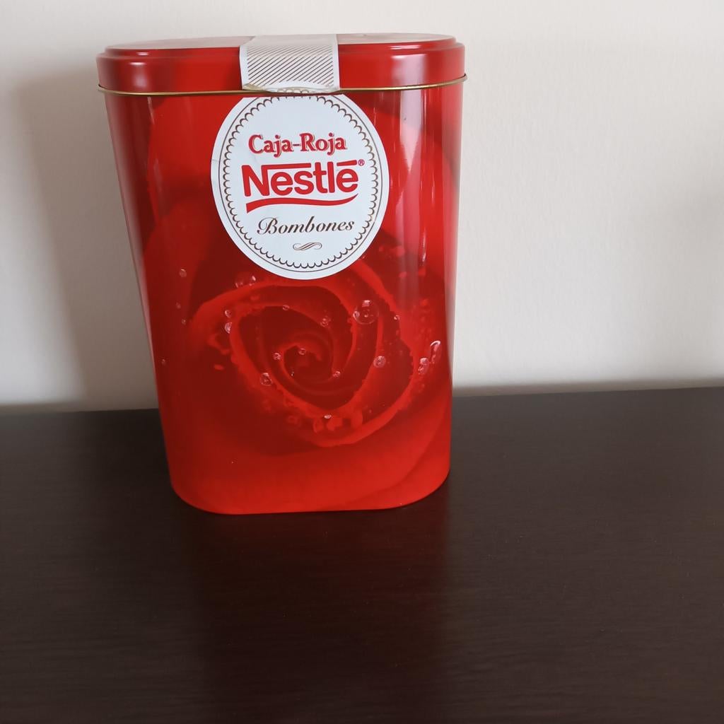 Nestle bewaardoos 19 cm H 15 cm B 8 cm D, Collections, Marques & Objets publicitaires, Enlèvement ou Envoi