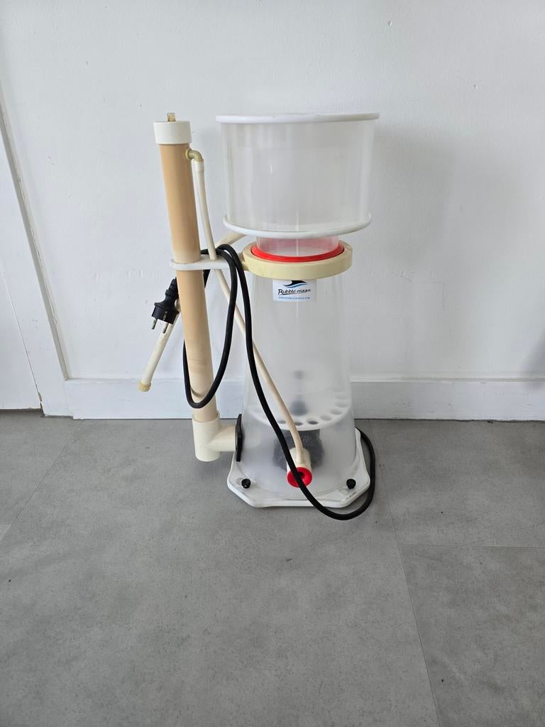 Bubble-magus C9 protein skimmer, Ophalen