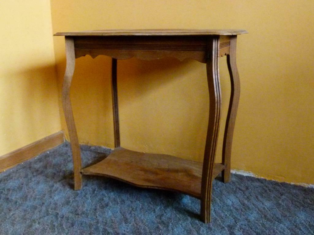 Petite table en chêne massif, Ophalen