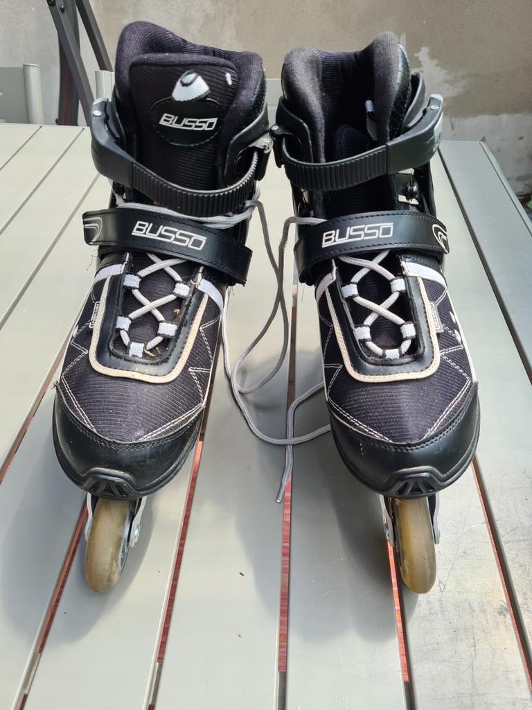 Patins Busso taille 43 pour hommes, Sports & Fitness, Autres marques, Rollers 4 roues en ligne, Enlèvement, Utilisé
