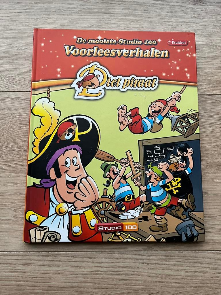 4 voorleesverhalen van Piet Piraat in 1 boek, Boeken, Ophalen of Verzenden, Zo goed als nieuw, Verhulst Gert en Bourlon Hans, 3 tot 4 jaar