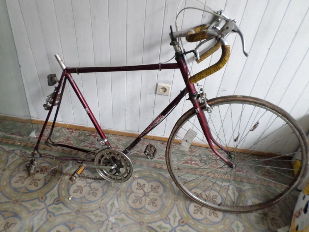vélo de course vintage "international", Enlèvement ou Envoi, Utilisé