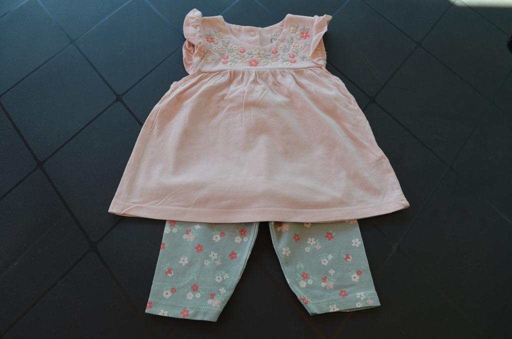 C&A baby club bloesje en broek met bloempjes roze/groen m 80, Kinderen en Baby's, Babykleding | Maat 80, C&A, Meisje, Ophalen of Verzenden