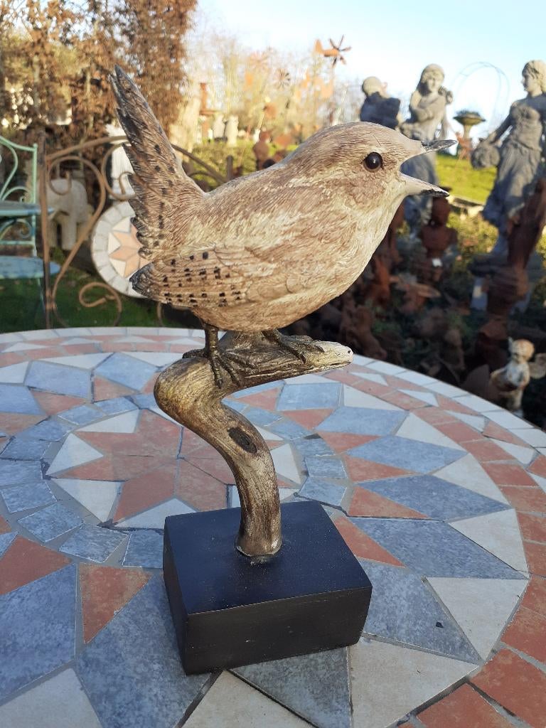 SUPERBE OISEAU EN POLYRESINE(troglodyte sur branche), Enlèvement ou Envoi, Neuf