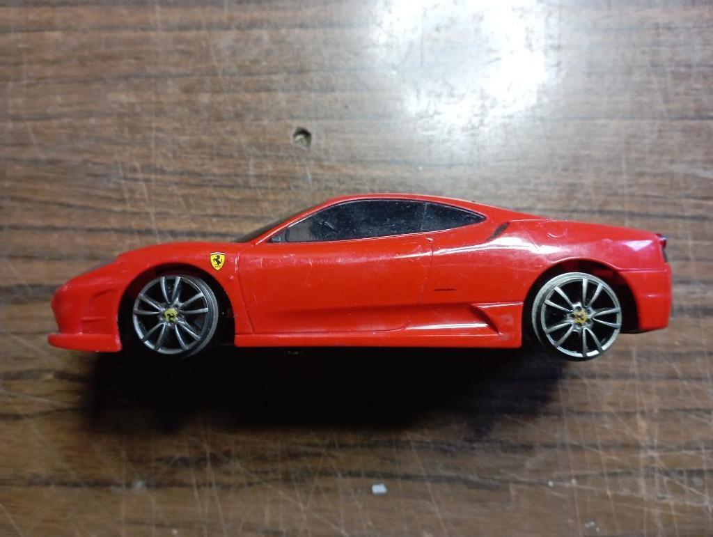Miniatuur Ferrari met afstandsbediening gerestaureerd, Ophalen, Gebruikt