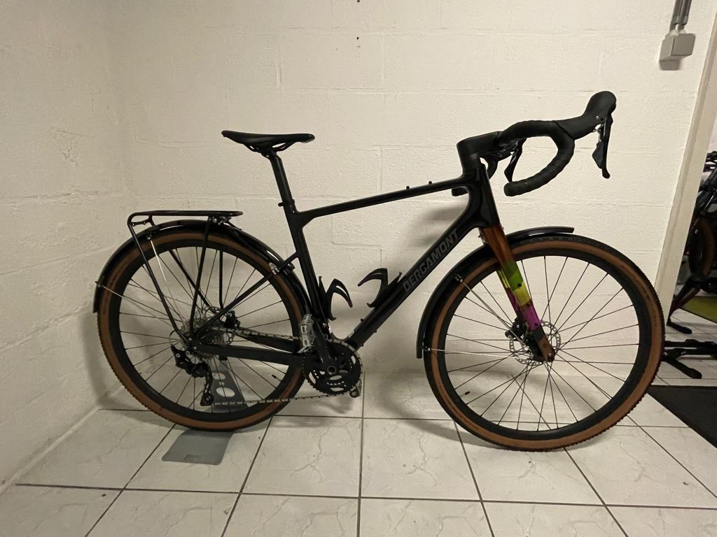 Gravelfiets Bergamont Grand Endurance - zo goed als nieuw, 28 inch, Zo goed als nieuw, 15 tot 20 versnellingen, Ophalen