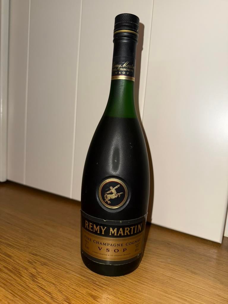 Remy martin v.s.o.p, Verzamelen, Wijnen, Ophalen of Verzenden, Zo goed als nieuw, Champagne, Vol