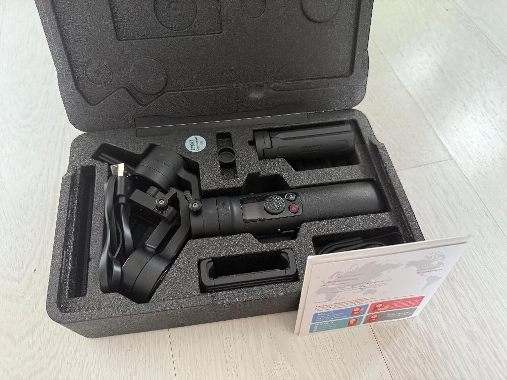 Stabilisateur de cardan portable Zhiyun Crane-M2, Enlèvement ou Envoi, Utilisé, Moins de 150 cm, Autres types