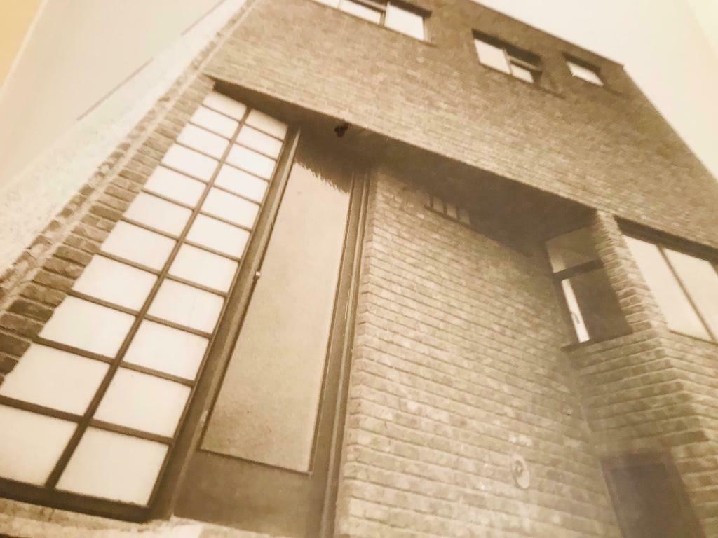 Rijwoningen in Vlaanderen 80pag Horta Braem Pompe Vanden Bro, Boeken, Ophalen of Verzenden, Zo goed als nieuw, Architecten