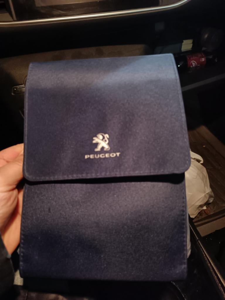Peugeot notebook met tas, Auto diversen, Handleidingen en Instructieboekjes, Ophalen of Verzenden