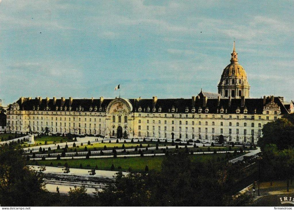 PARIS     FACADE DE L HOTEL DES INVALIDES  ( LONGUEUR 210 M, Collections, Enlèvement ou Envoi, Non affranchie, France
