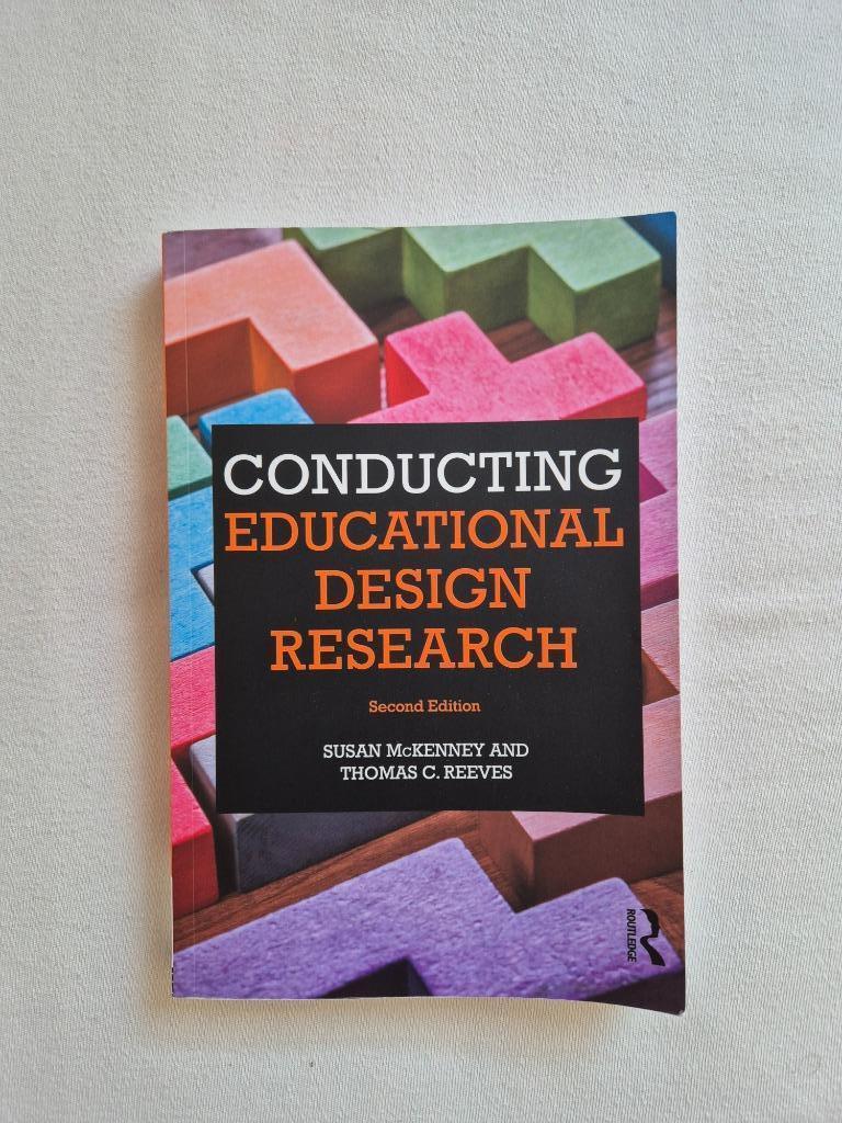 Boek: Conducting Educational Research (tweede editie), Ophalen of Verzenden, Zo goed als nieuw, Overige vakken, McKenney and Reeves