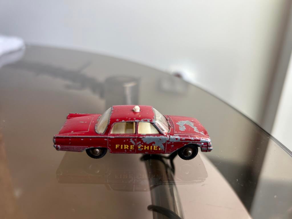 Matchbox Lesney Ford Fairlane Fire Chief's Car nr 59B 1963, Ophalen of Verzenden