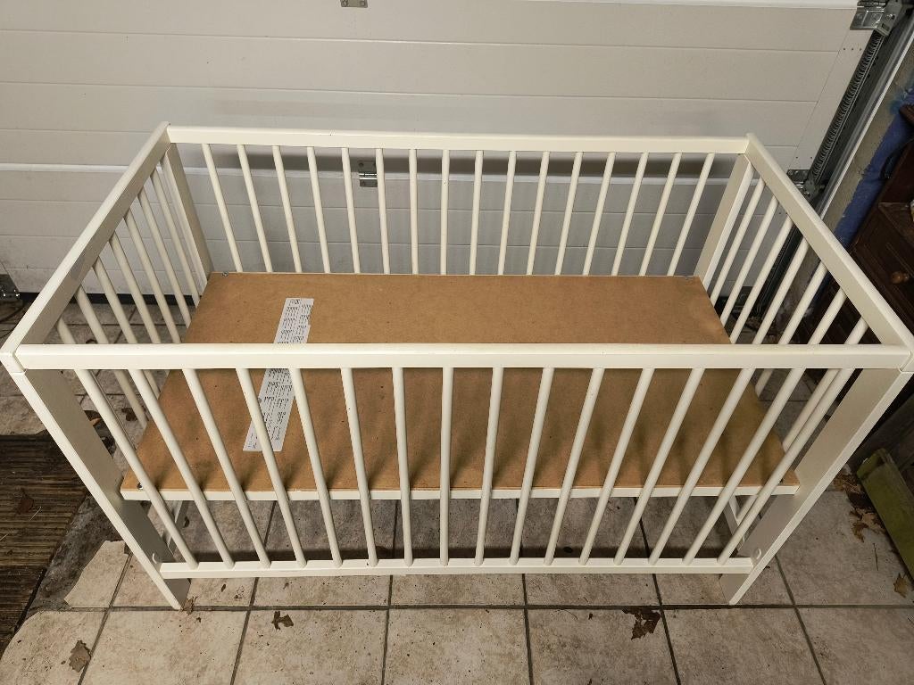 Ikea kinderbed-Ledikant met matras., Ophalen, Zo goed als nieuw, Minder dan 140 cm, Matras