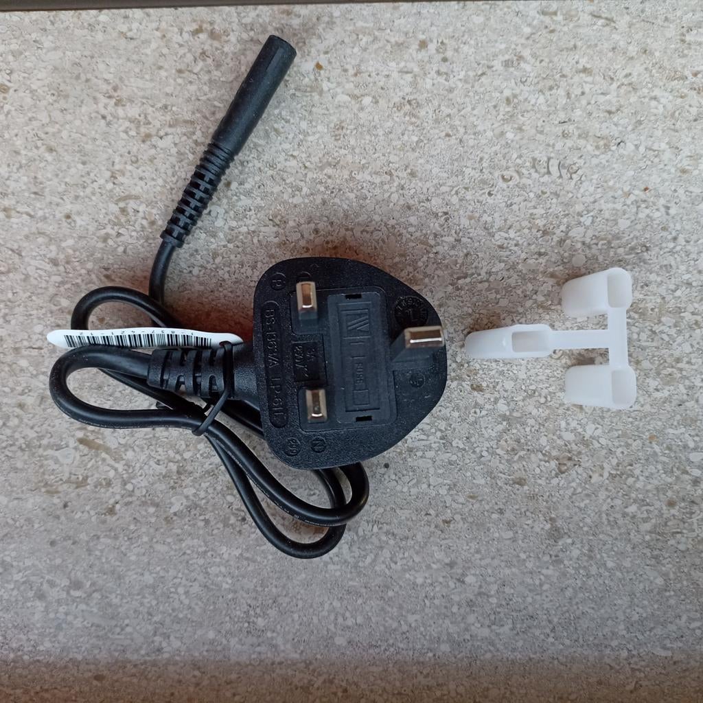 Britse netadapter, merk Longwell, NIEUW, Ophalen of Verzenden, Nieuw, Longwell