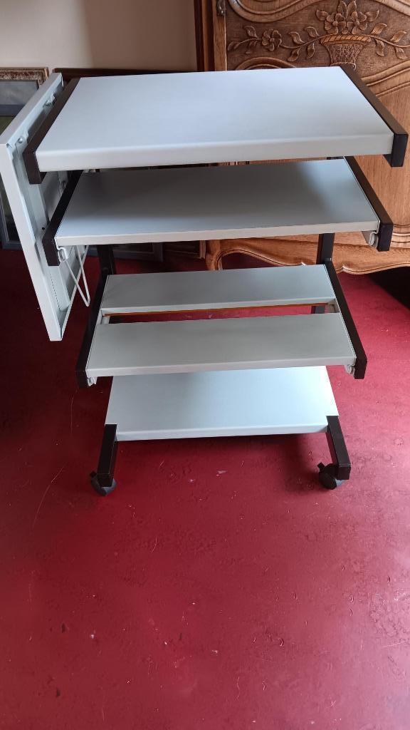 computertafel / rek, Huis en Inrichting, Ophalen, Zo goed als nieuw