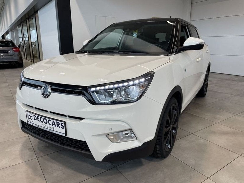 SsangYong Tivoli, 116 pk, USB, Tivoli, Zilver of Grijs