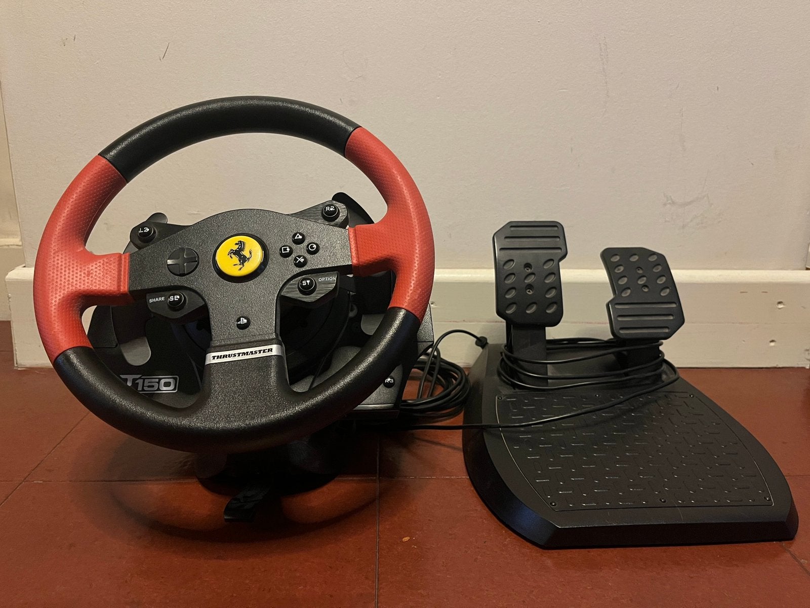 Thrustmaster T150 Ferrari Edition, Games en Spelcomputers, Ophalen, Zo goed als nieuw, Stuur of Pedalen, PlayStation 3