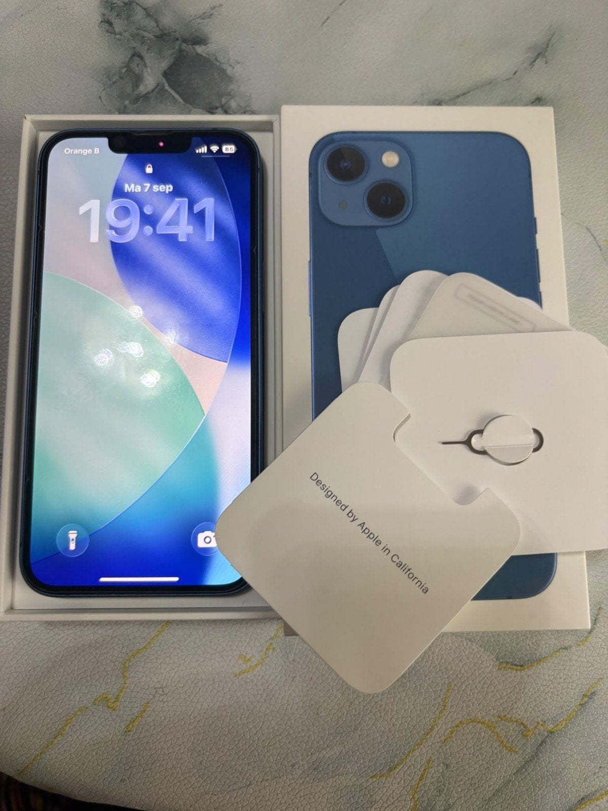 iPhone 13 bleu de 128 Go, Avec simlock (verrouillage SIM), 128 GB, Enlèvement ou Envoi, 77 %