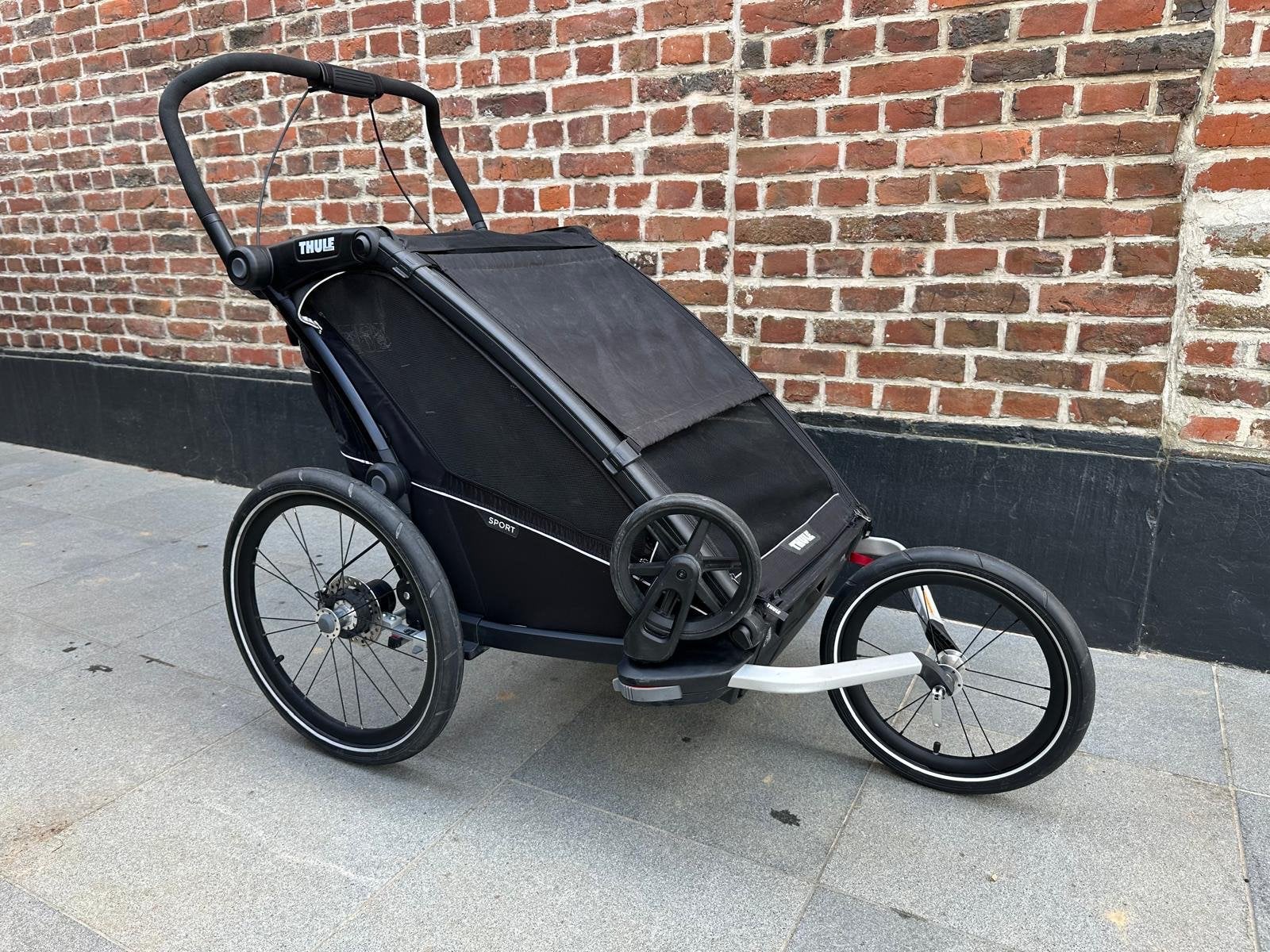 Thule Chariot Sport Double, Fietsen en Brommers, Fietsaccessoires | Aanhangwagens en Karren, Ophalen, Zo goed als nieuw