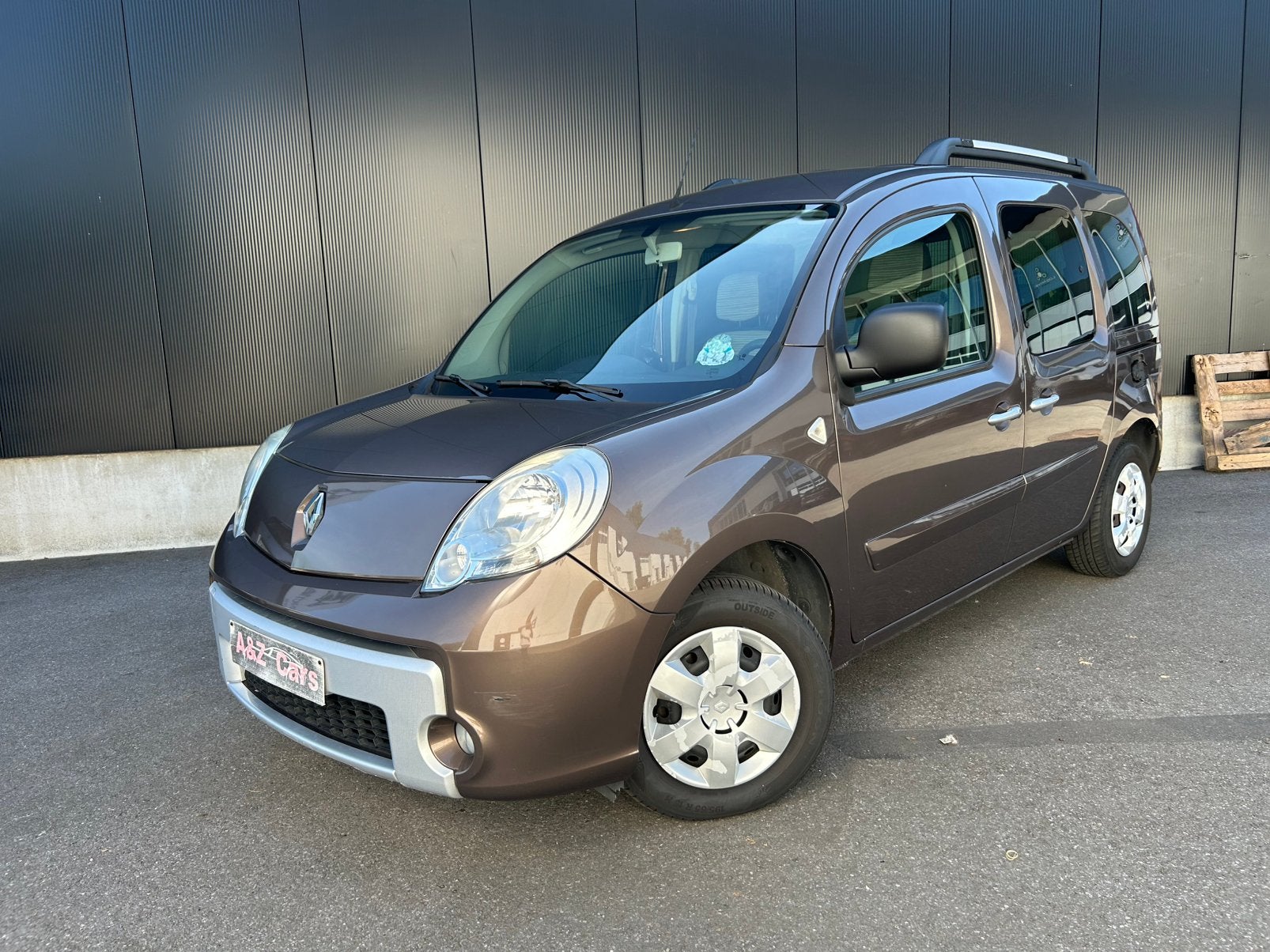 Renault Kangoo 1.6i / Airco / in goede staat, Euro 5, Bruin, Traction-control, Handgeschakeld