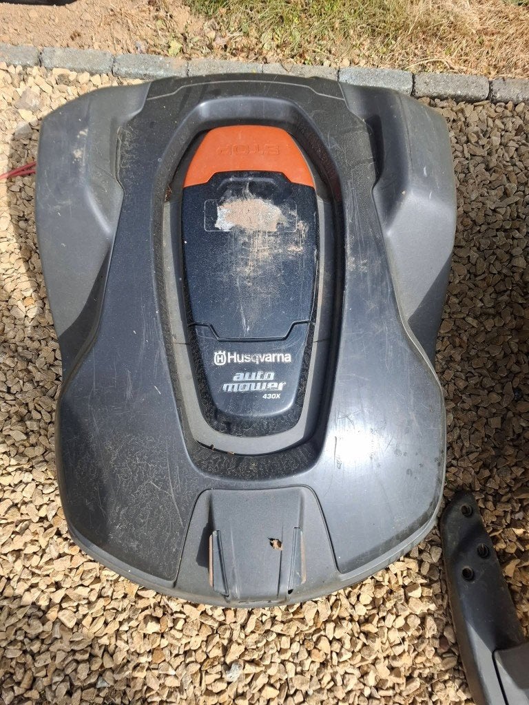 Robot tondeuse Husqvarna, Jardin & Terrasse, Tondeuses robotisées, Enlèvement, Utilisé, Husqvarna
