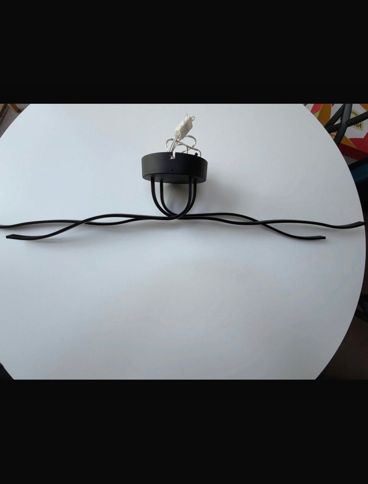 Moderne zwarte LED-plafondlamp – 3 gebogen lichtbalken, Ophalen of Verzenden, Zo goed als nieuw