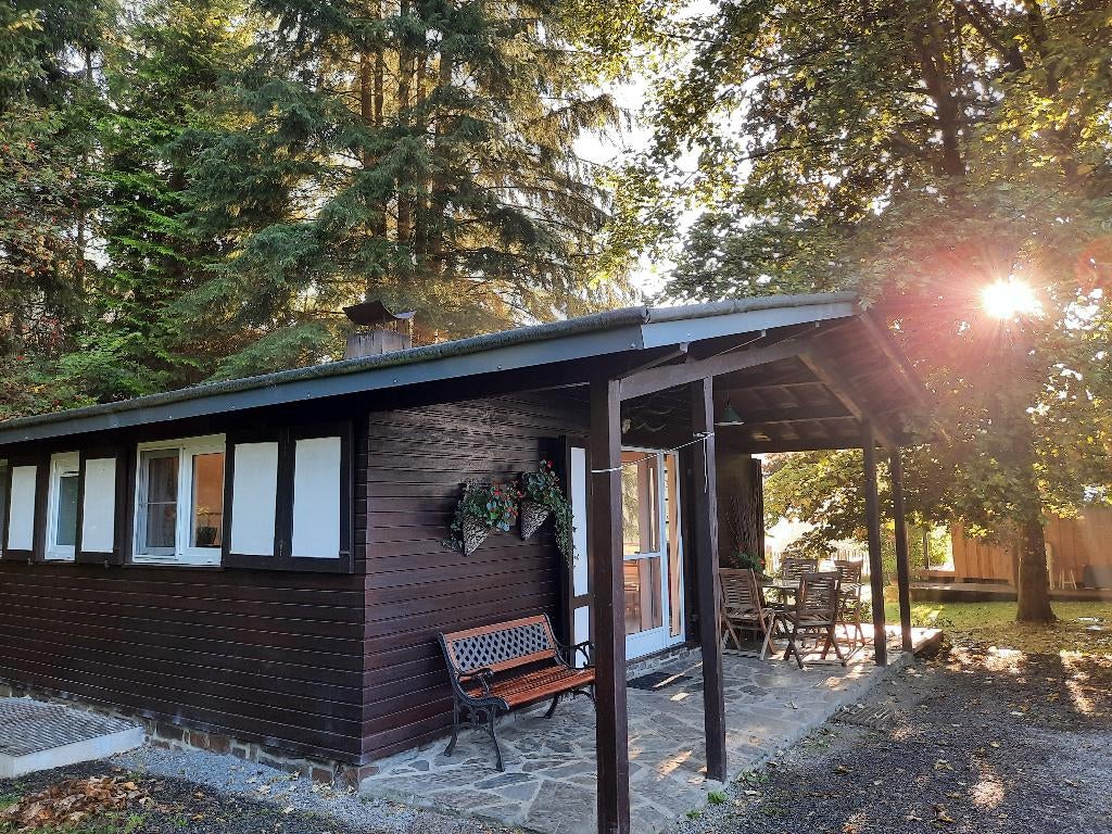 Ardennen:Chalet riviertje bij lux grens nog vrij 18 t/m 25/4, Vakantie, 5 personen, Landelijk, In bos, Chalet, Bungalow of Caravan