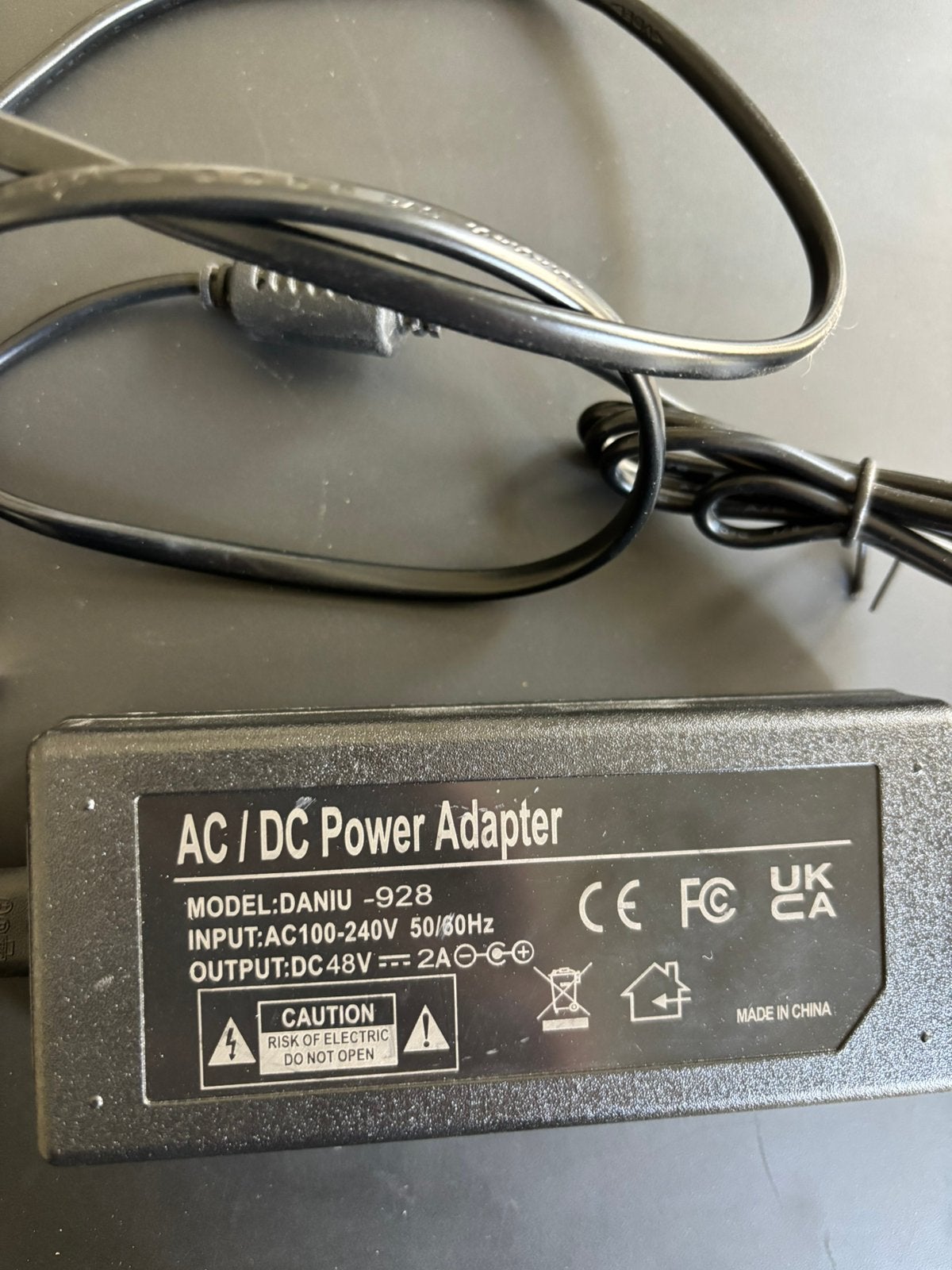 Power adapter 48V 2A, Computers en Software, Laptop-opladers, Ophalen of Verzenden, Zo goed als nieuw
