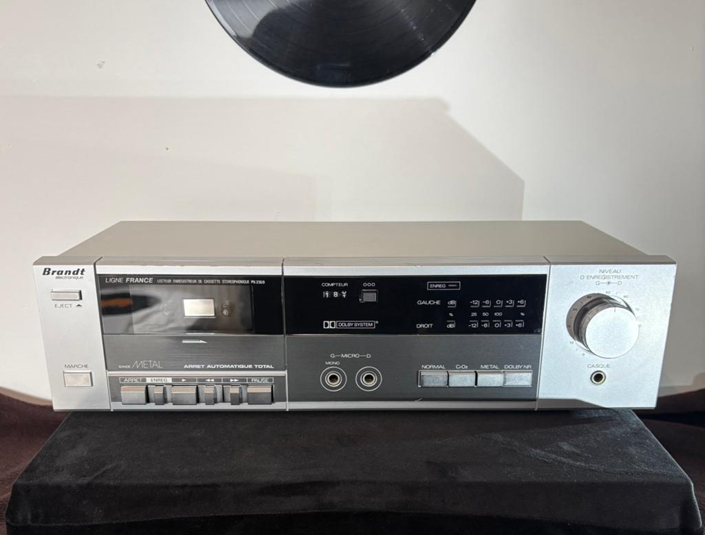 BRANDT lecteur stéréo cassette PK235D.  50€.  (1983), TV, Hi-fi & Vidéo, Decks cassettes, Enlèvement, Simple, Autres marques