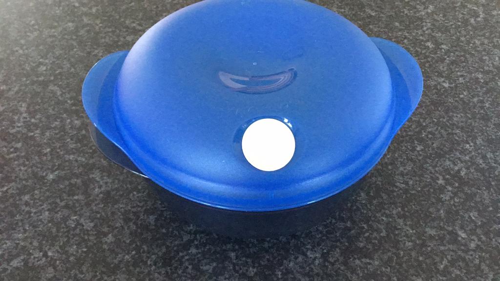 Tupperware magnetron schazl 1,5 L, Ophalen of Verzenden, Zo goed als nieuw