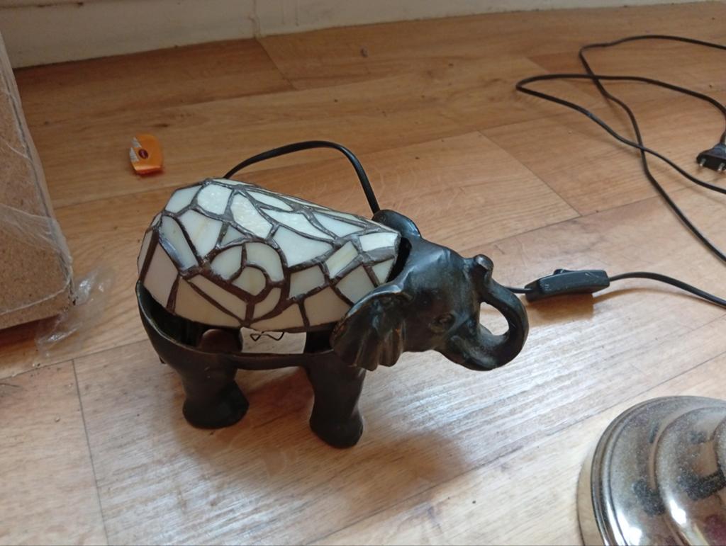Lampe éléphant, Huis en Inrichting, Lampen | Wandlampen, Ophalen