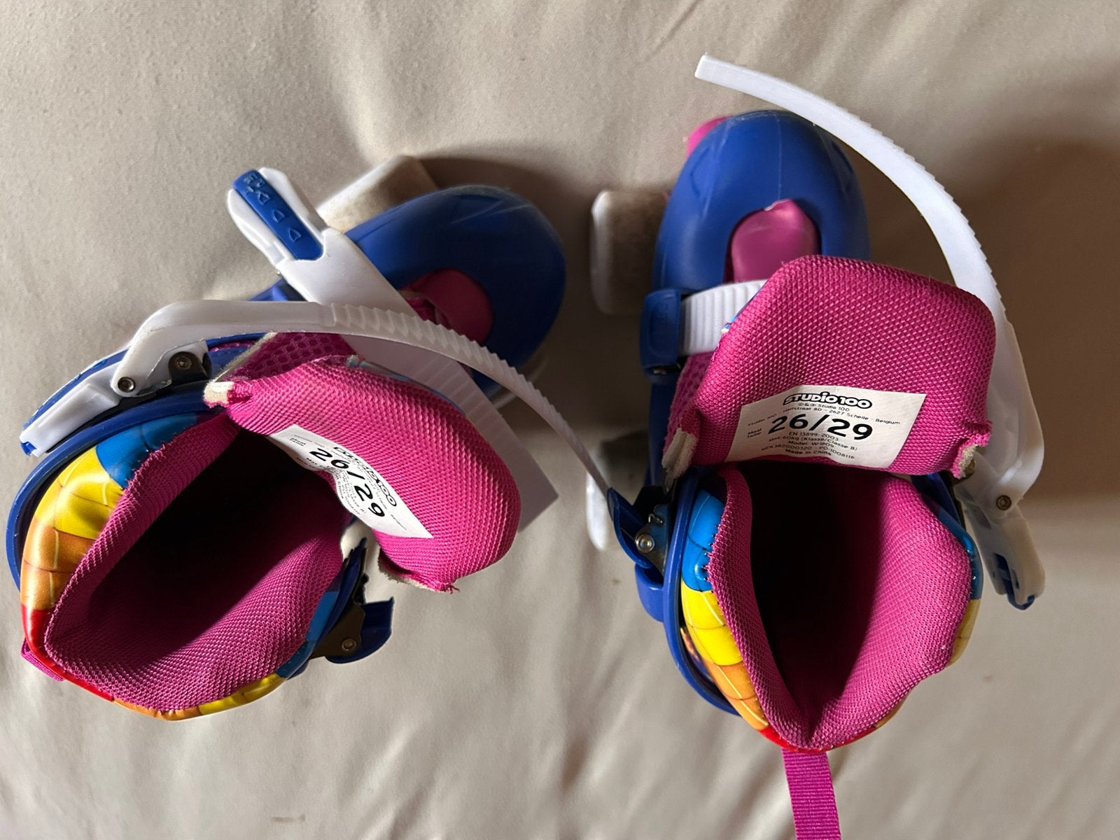 K3 rolschaatsen + bescherming maat 26-29, Enlèvement ou Envoi, Comme neuf