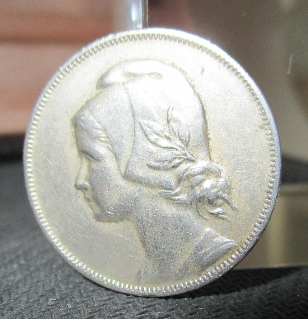 2-1-1917- 4 Centavos – Vrouwe van de Republica Portuguesa, Verzamelen, Complete verzamelingen en Collecties, Verzenden