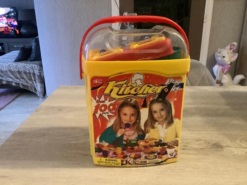 Plastic keuken speelset attributen, Ophalen of Verzenden, Gebruikt, Kunststof, Speelkeuken-accessoire