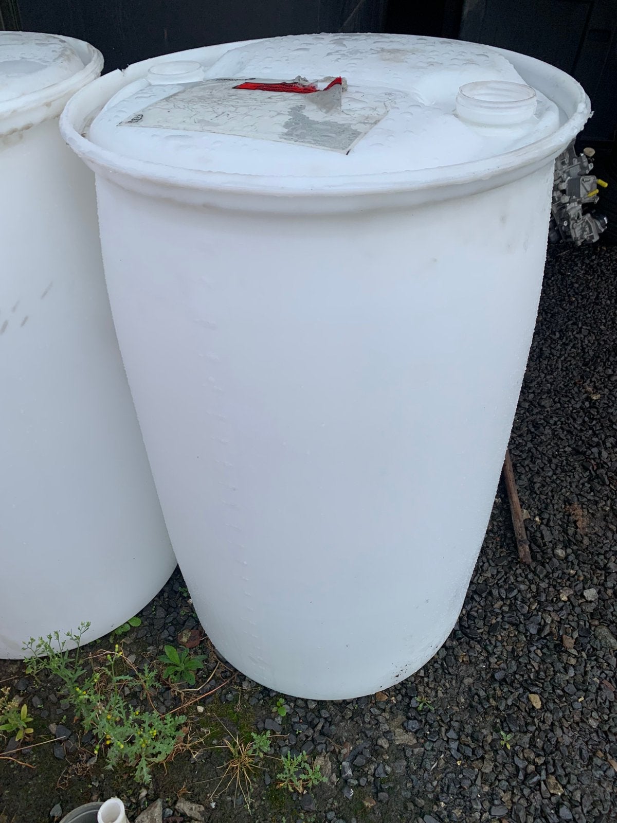 200L vat met vast deksel, 150 liter of meer, Ophalen, Zo goed als nieuw, Kunststof