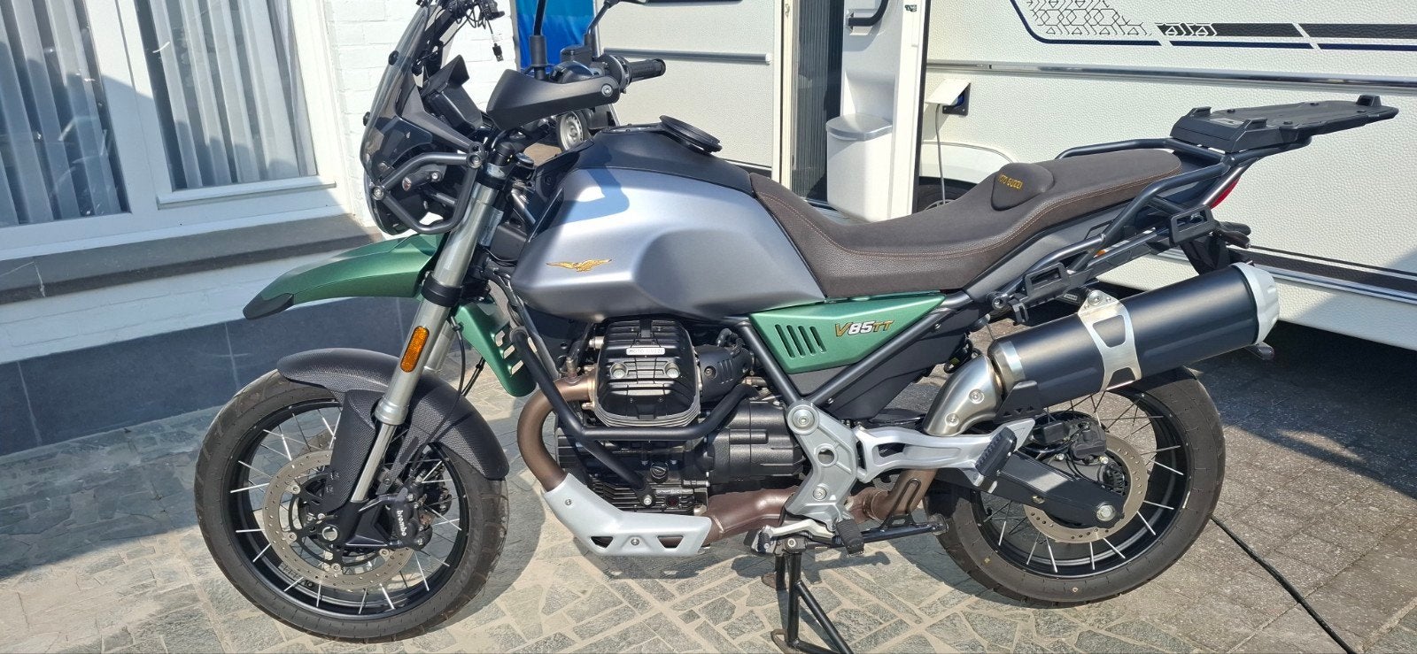 moto guzzi v85tt centenario, Motos, Motos | Moto Guzzi, Tourisme, Plus de 35 kW, 2 cylindres, Particulier