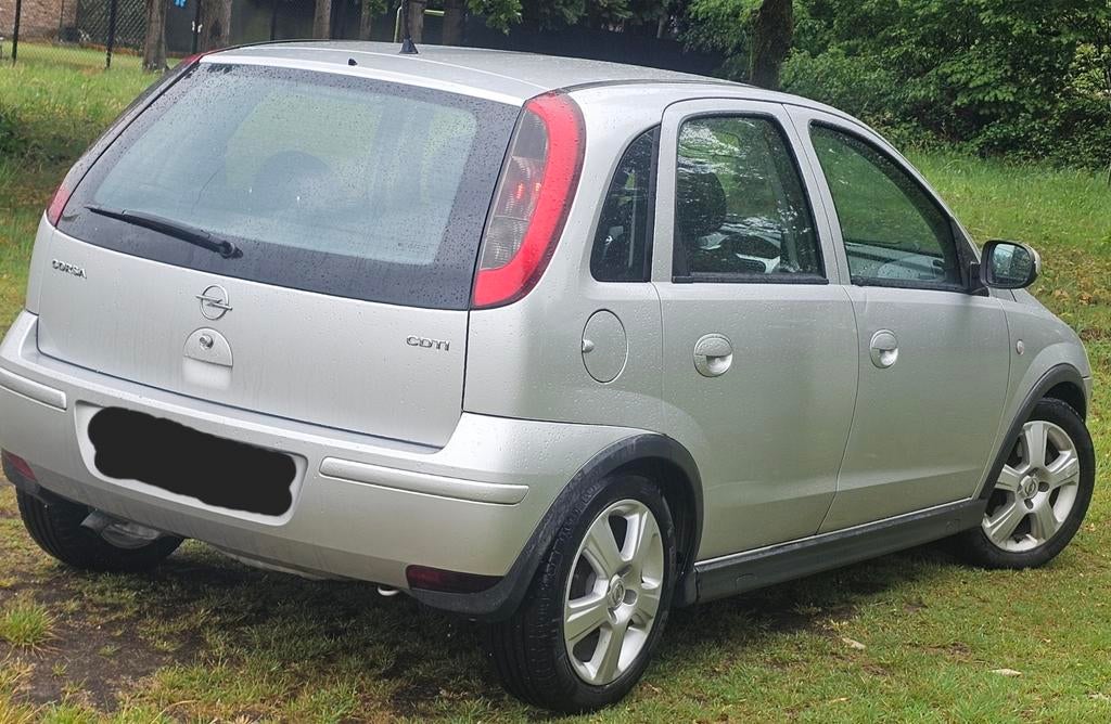Opel corsa 1.3 cdti bj 2005 euro4 200000 km blanco gekeurd, Auto's, Particulier, Te koop, Corsa
