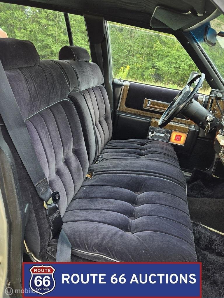 Cadillac Fleetwood Limousine | 1979 | Route 66 Auctions, Cadillac, Zwart, Bedrijf, Handgeschakeld