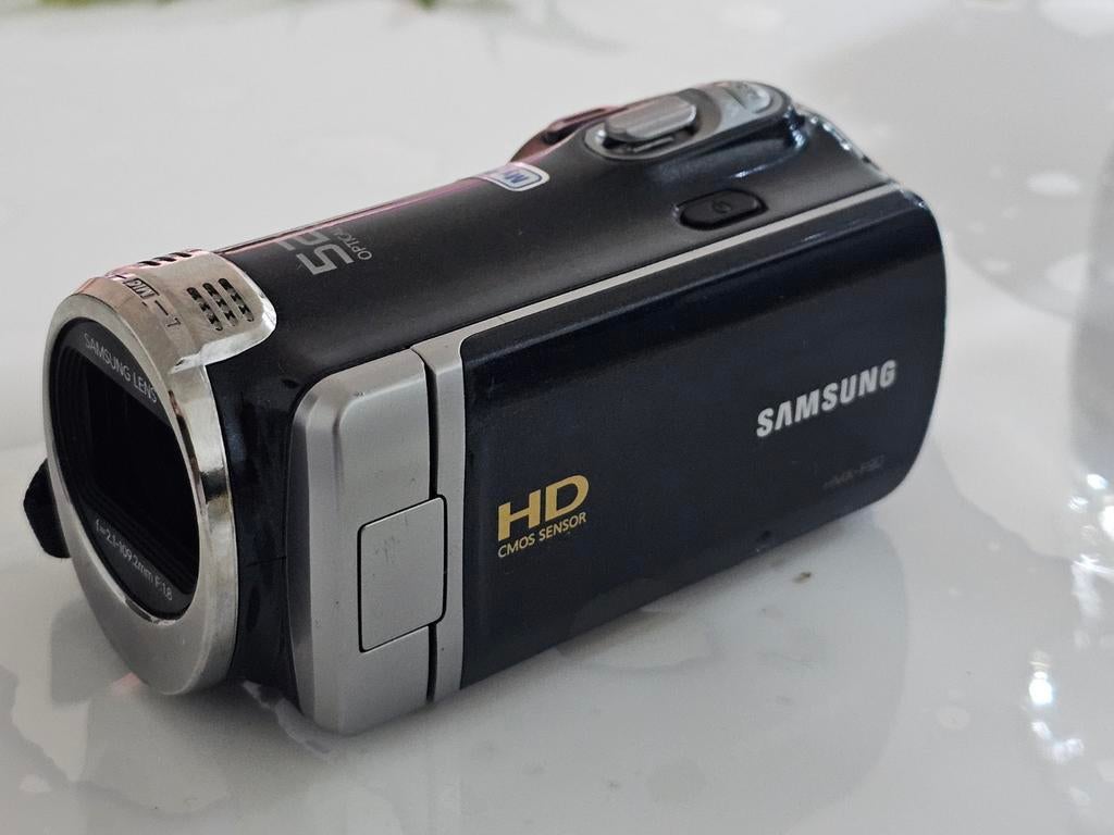 Samsung HMX-F90, Enlèvement, Samsung