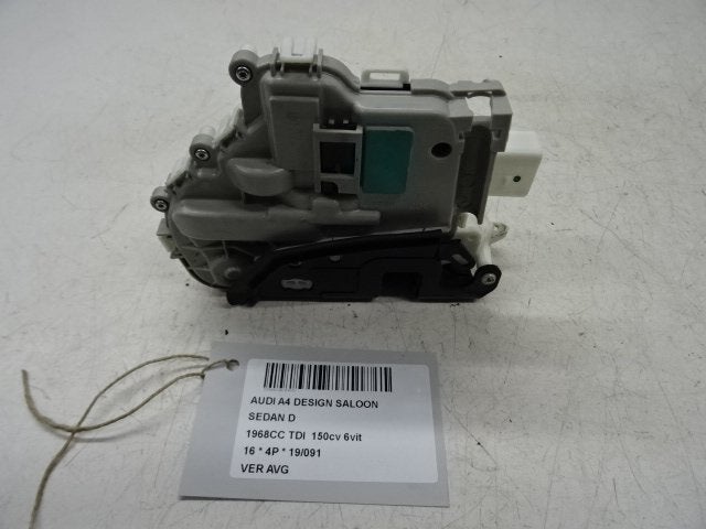 SERRURE DE PORTE AVANT GAUCHE Audi A4 (B9) (8X1837015C), Utilisé, Avant, Audi