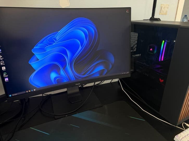 RTX 4080 SUPER | 7800X3D | 2TB | +144Hz Monitor | 32GB DDR5, Informatique & Logiciels, Ordinateurs de bureau, Avec carte vidéo